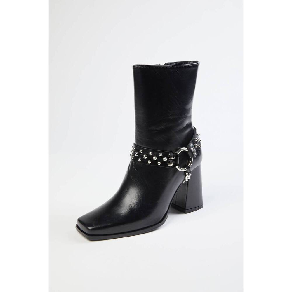 NEW THE KOOPLES heeled boots with removable jewel in black